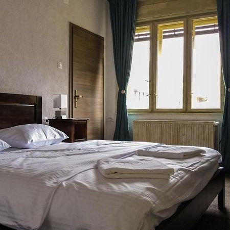 Pensiunea Alunul Remeţi Exteriör bild