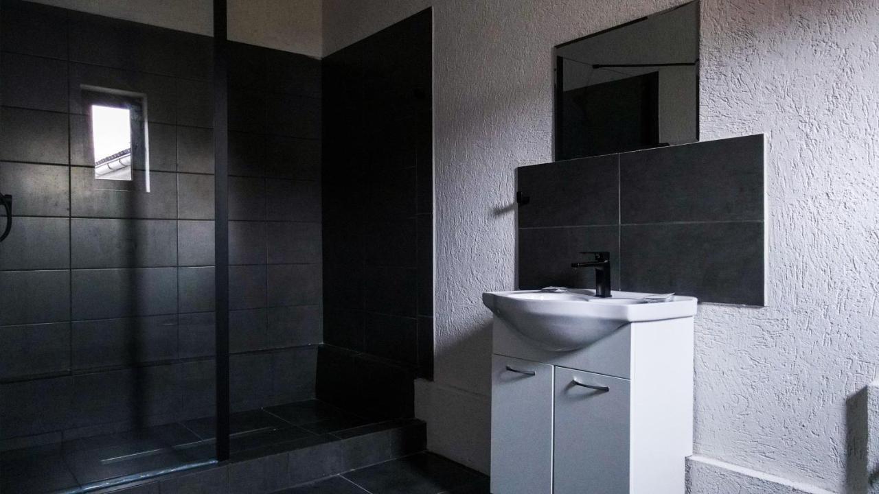 Pensiunea Alunul Remeţi Exteriör bild